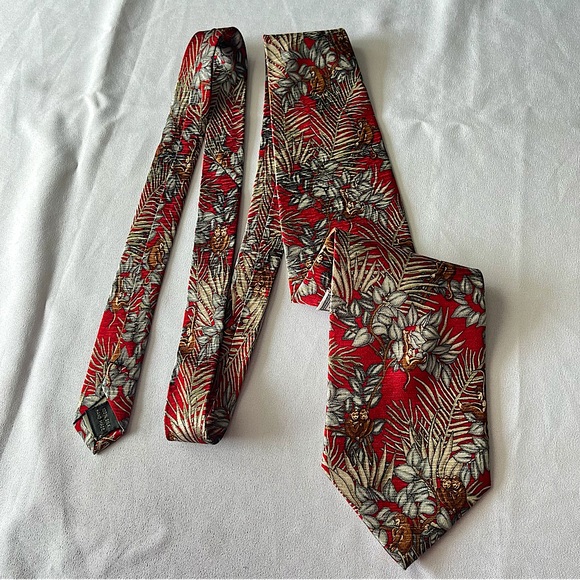 Tesoro Rosso 100% Silk Tie Red Tropical Palm Monkey print - Picture 1 of 6